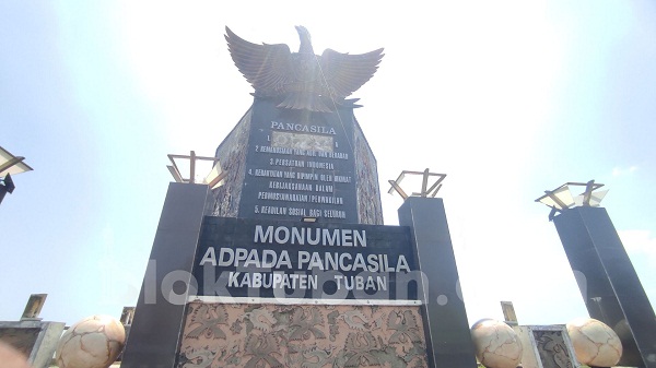 Kurang Perawatan, Salah Satu Sila di Monumen Adpada Pancasila Tuban Hilang